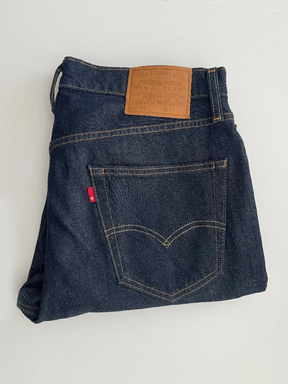 Levi's 541 Athletic Taper Jeans Dark Wash 33x32 Men's